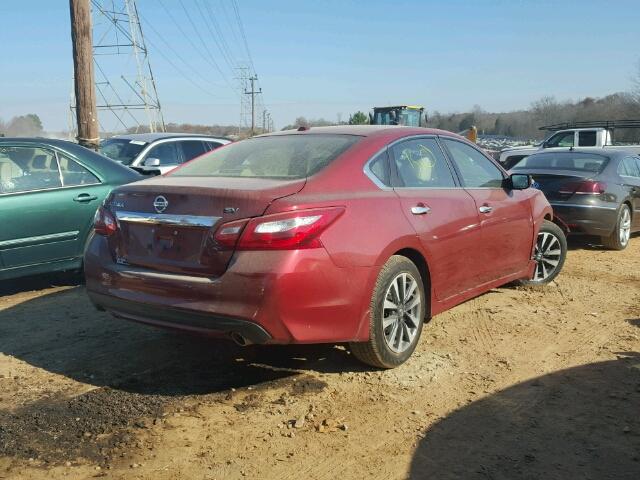 1N4AL3AP3HC177439 - 2017 NISSAN ALTIMA 2.5 RED photo 4