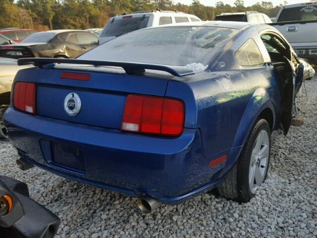 1ZVHT82H875197733 - 2007 FORD MUSTANG GT BLUE photo 4