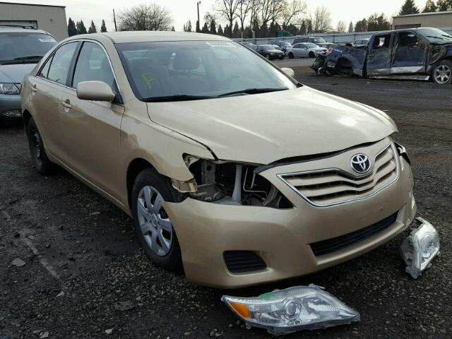 4T1BF3EKXBU204072 - 2011 TOYOTA CAMRY BASE GOLD photo 1