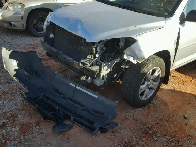 2T3ZF4DV9BW080416 - 2011 TOYOTA RAV4 SILVER photo 9