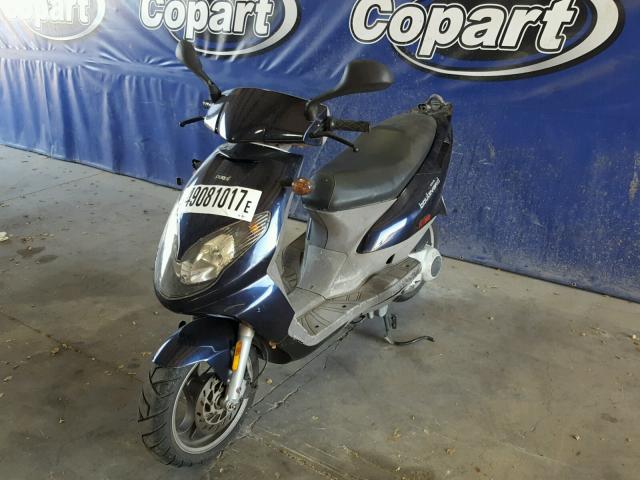 VTHBL3AA43G206935 - 2003 DERBI SCOOTER BLUE photo 2