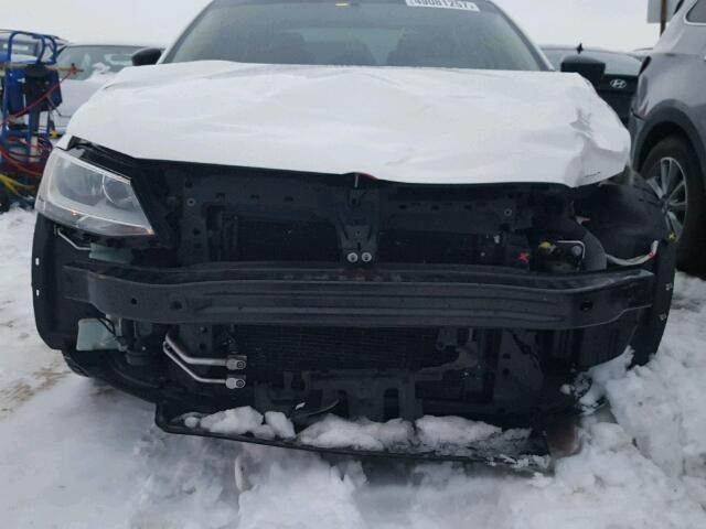 3VW2K7AJ4BM382971 - 2011 VOLKSWAGEN JETTA BASE WHITE photo 9