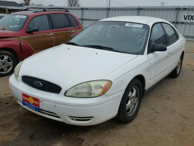 1FAFP53U85A110724 - 2005 FORD TAURUS SE WHITE photo 2