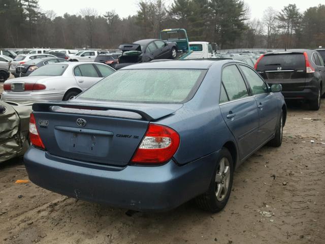 4T1BE32K32U617829 - 2002 TOYOTA CAMRY LE BLUE photo 4