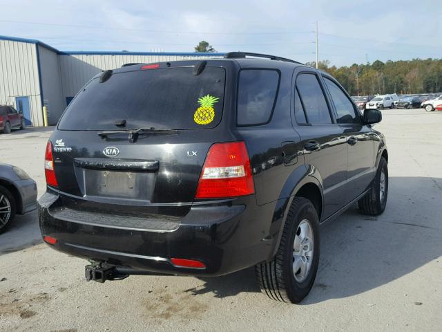 KNDJD735295888582 - 2009 KIA SORENTO LX BLACK photo 4