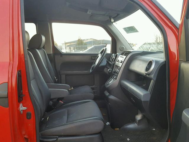 5J6YH18695L017728 - 2005 HONDA ELEMENT EX RED photo 5