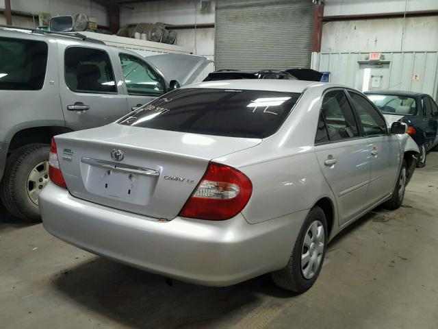 4T1BE32K23U694435 - 2003 TOYOTA CAMRY LE ვერცხლისფერი ფოტო 4