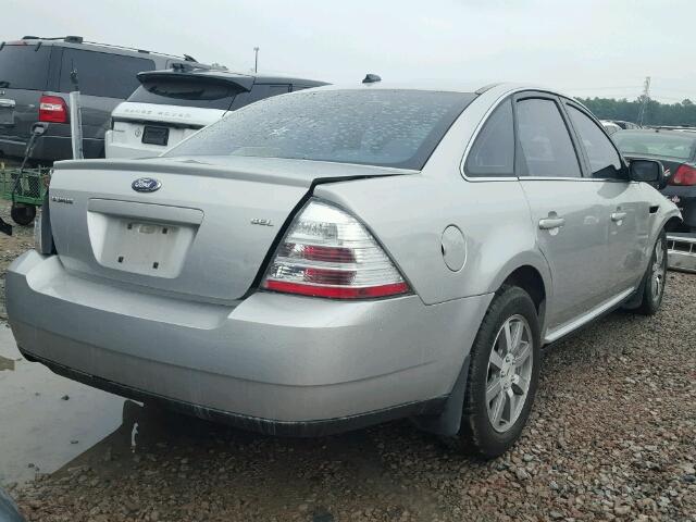 1FAHP24W78G152732 - 2008 FORD TAURUS SEL SILVER photo 4