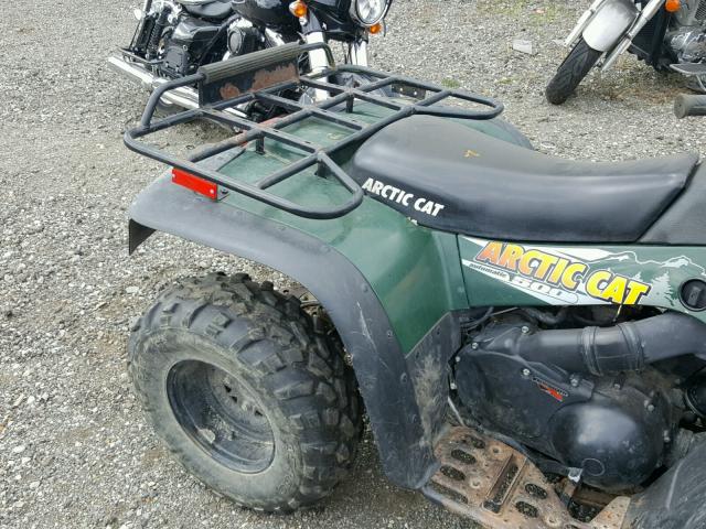 4UF01ATL31T343015 - 2001 ARCTIC CAT ATV4X4 GREEN photo 6