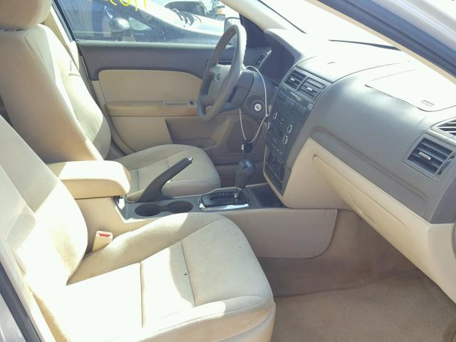 3FAHP07Z78R143807 - 2008 FORD FUSION SE BEIGE photo 5