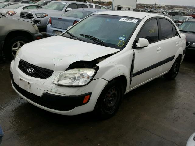 KNADE223196453413 - 2009 KIA RIO BASE WHITE photo 2