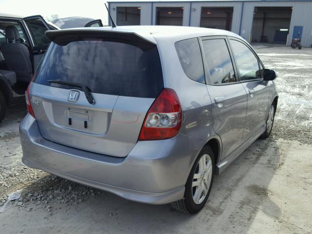 JHMGD38617S048309 - 2007 HONDA FIT S SILVER photo 4