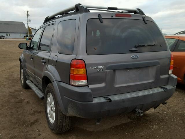 1FMYU93173KA02414 - 2003 FORD ESCAPE XLT GRAY photo 3