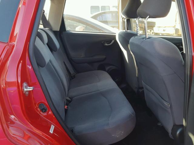 JHMGE8H30DC027313 - 2013 HONDA FIT RED photo 6