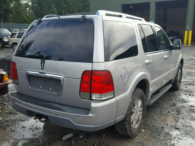 5LMEU88H04ZJ05375 - 2004 LINCOLN AVIATOR 银色 照片 4