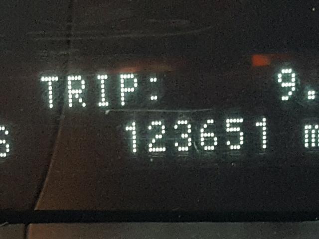 5LMEU88H04ZJ05375 - 2004 LINCOLN AVIATOR 银色 照片 8