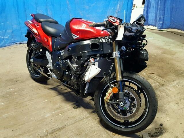 JS1GX72B1G2100666 - 2016 SUZUKI GSX1300 RA RED photo 1