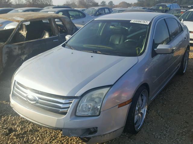 3FAHP07106R195013 - 2006 FORD FUSION SE SILVER photo 2