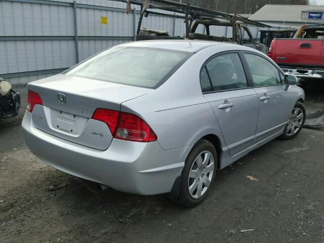 1HGFA15578L015723 - 2008 HONDA CIVIC LX SILVER photo 4