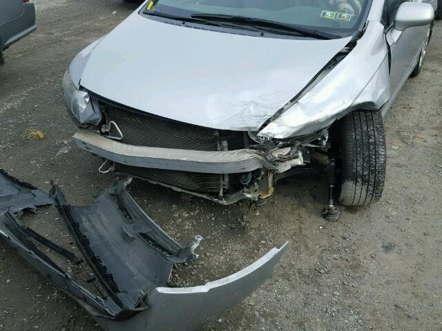 1HGFA15578L015723 - 2008 HONDA CIVIC LX SILVER photo 9