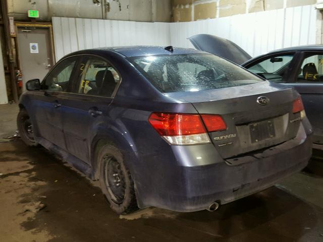 4S3BMCH68E3014189 - 2014 SUBARU LEGACY 2.5 BLUE photo 3