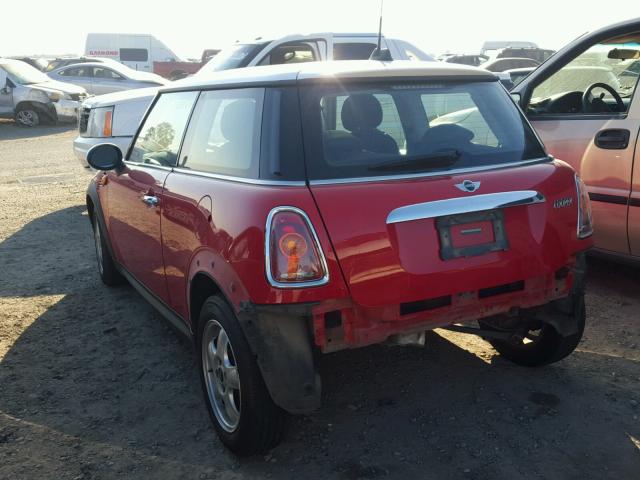 WMWMF3C58ATZ23705 - 2010 MINI COOPER RED photo 3