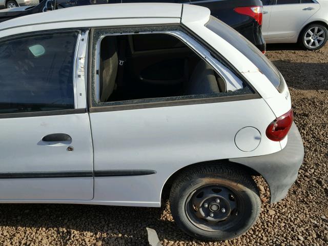 2S2AB21H4Y6600009 - 2000 SUZUKI SWIFT BASE WHITE photo 10