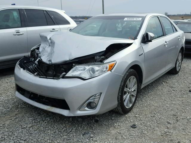 4T1BD1FK9CU007078 - 2012 TOYOTA CAMRY HYBR GRAY photo 2