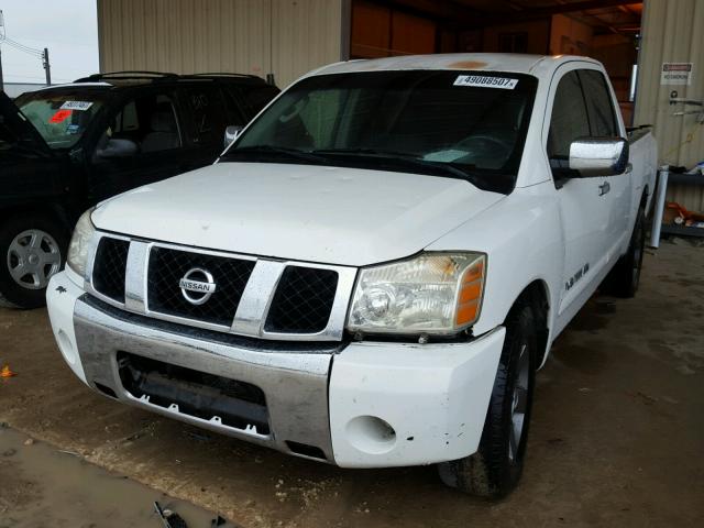 1N6AA07A55N539169 - 2005 NISSAN TITAN XE WHITE photo 2