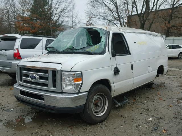 1FTNE2ELXBDB34967 - 2011 FORD ECONOLINE WHITE photo 2