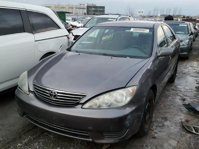 4T1BE32K36U659049 - 2006 TOYOTA CAMRY LE CHARCOAL photo 2