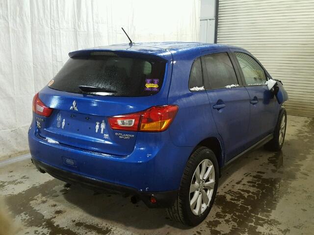 4A4AP3AU3FE010030 - 2015 MITSUBISHI OUTLANDER BLUE photo 4