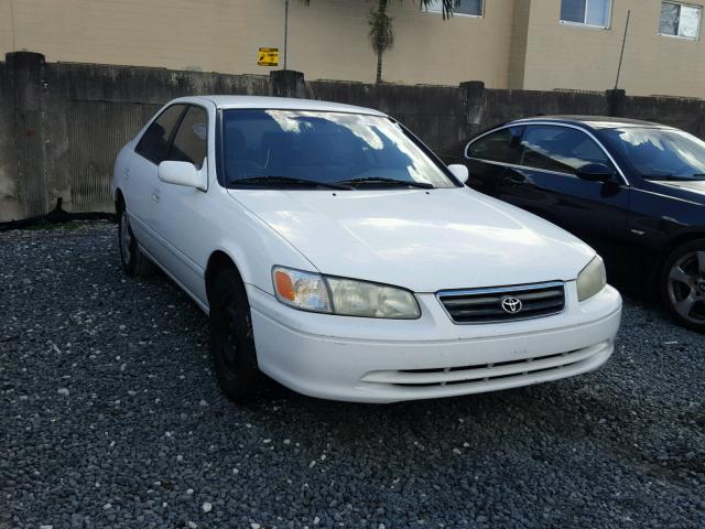 4T1BG22K71U867724 - 2001 TOYOTA CAMRY CE WHITE photo 1