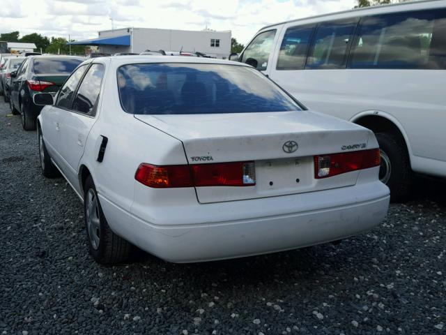 4T1BG22K71U867724 - 2001 TOYOTA CAMRY CE WHITE photo 3