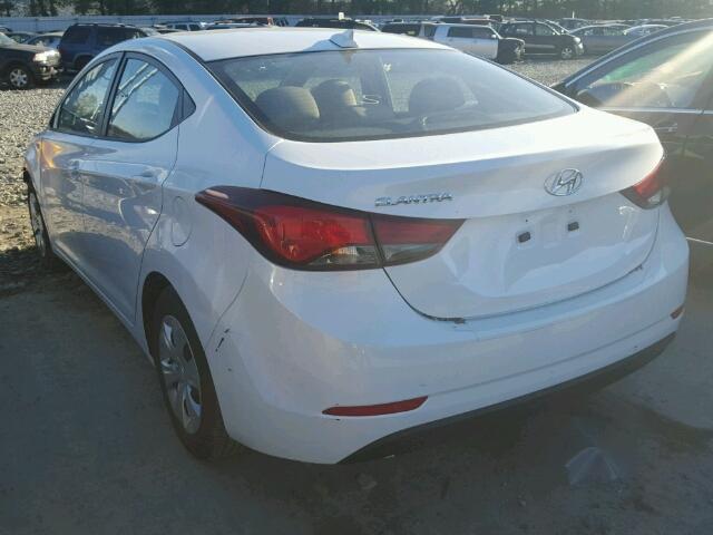 5NPDH4AE8GH769094 - 2016 HYUNDAI ELANTRA SE WHITE photo 3