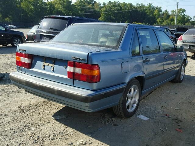 YV1LS5501P2067650 - 1993 VOLVO 850 BLUE photo 4