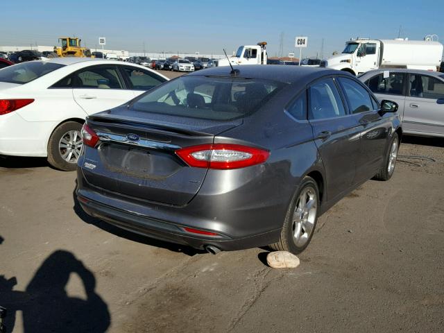 1FA6P0H78E5379790 - 2014 FORD FUSION SE GRAY photo 4