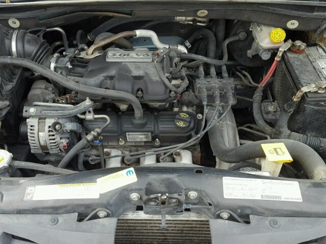 2A8HR54P58R629616 - 2008 CHRYSLER TOWN & COU BLUE photo 7