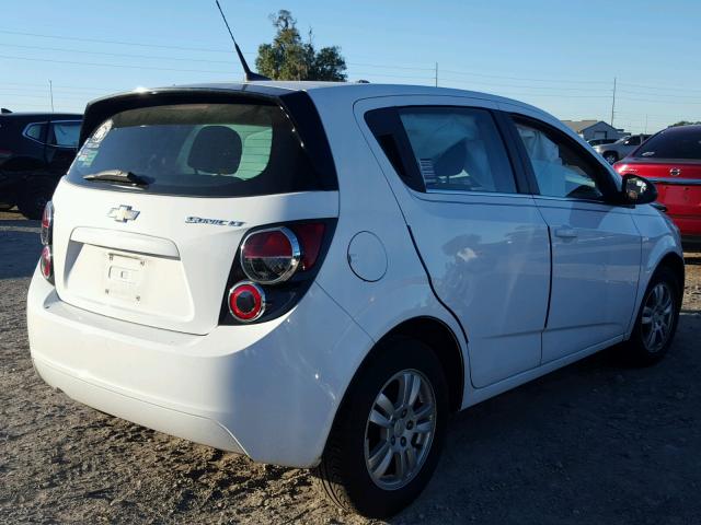 1G1JD6SH4D4134970 - 2013 CHEVROLET SONIC LT WHITE photo 4