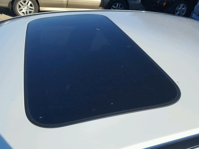 19UUB3F52GA004038 - 2016 ACURA TLX TECH WHITE photo 9