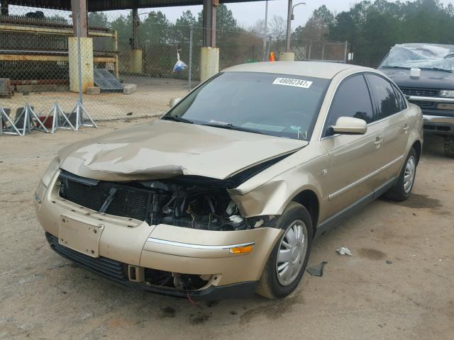 WVWMD63B43P267983 - 2003 VOLKSWAGEN PASSAT GL GOLD photo 2