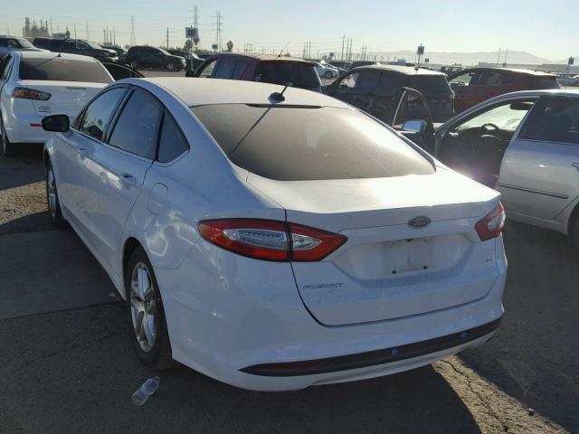 3FA6P0H75GR166215 - 2016 FORD FUSION SE WHITE photo 3