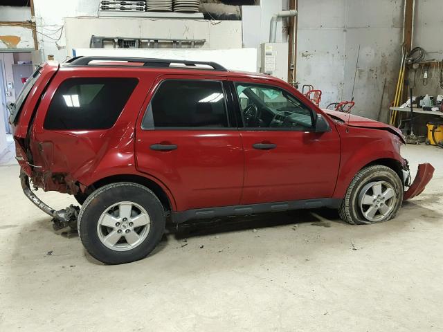 1FMCU0DG9BKA73461 - 2011 FORD ESCAPE XLT RED photo 9