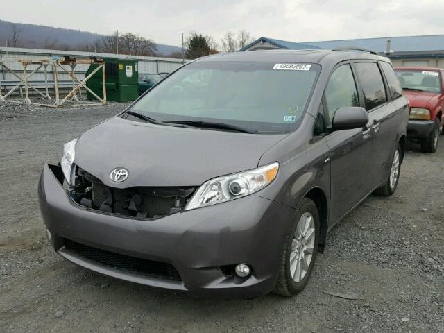 5TDDZ3DC4HS149162 - 2017 TOYOTA SIENNA XLE CHARCOAL photo 2