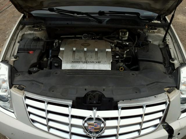 1G6KD57Y18U115591 - 2008 CADILLAC DTS WHITE photo 7