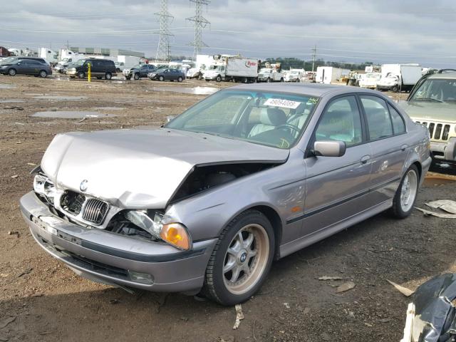 WBADE6323WBW62961 - 1998 BMW 540 I AUTO SILVER photo 2