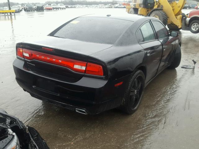 2B3CL3CG3BH527092 - 2011 DODGE CHARGER BLACK photo 4