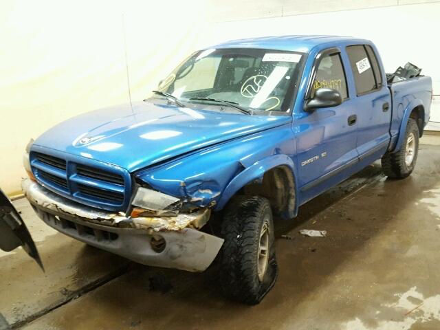 1B7GG2AN9YS788602 - 2000 DODGE DAKOTA QUA BLUE photo 2