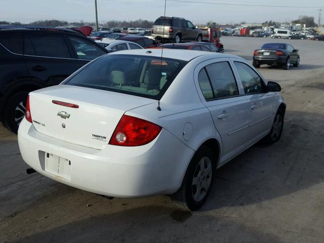 1G1AK58F387267326 - 2008 CHEVROLET COBALT LS WHITE photo 4