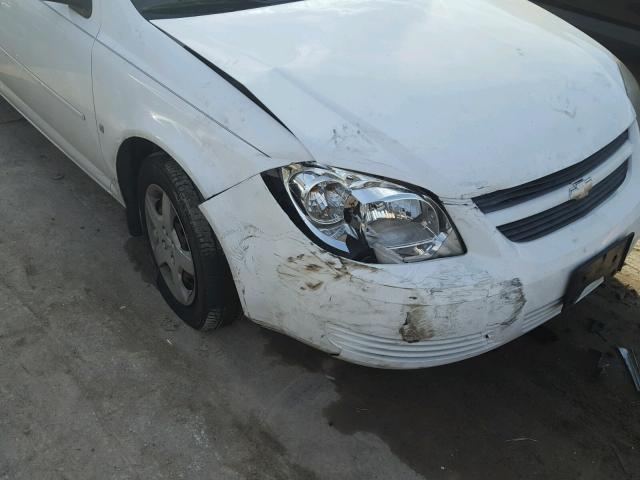 1G1AK58F387267326 - 2008 CHEVROLET COBALT LS WHITE photo 9